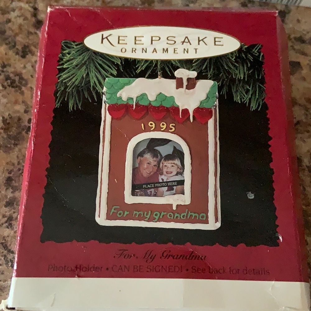 1995 Hallmark Ornament